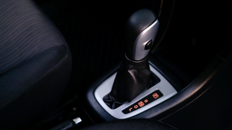 Automatic car gear shifter