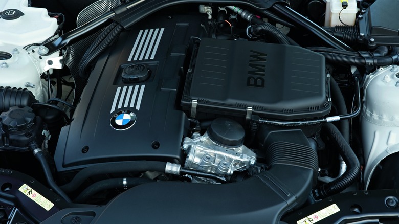 BMW Z4 - 3.0-litre-biturbo-engine N54