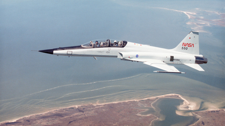 A Northrop F-5 in flight