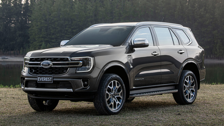 2022 Ford Everest parked on grass