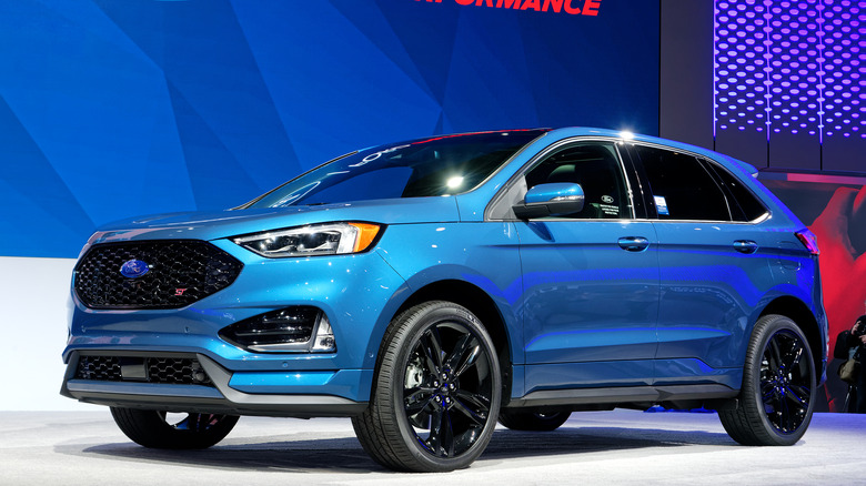 Ford Edge with 2.7L EcoBoost