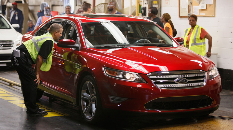 2010 Ford Taurus on display