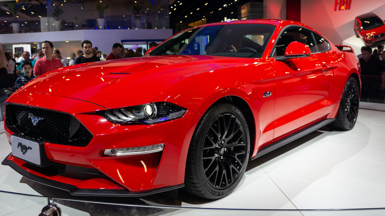 Red 6th generation mustang