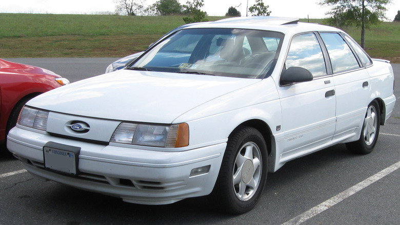 White Ford Taurus SHO