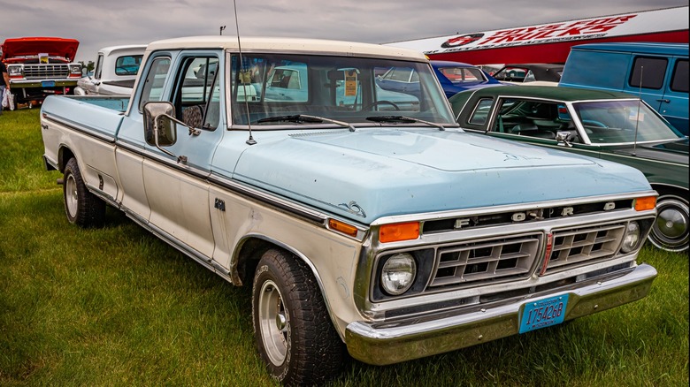 1975 Ford pickup truck