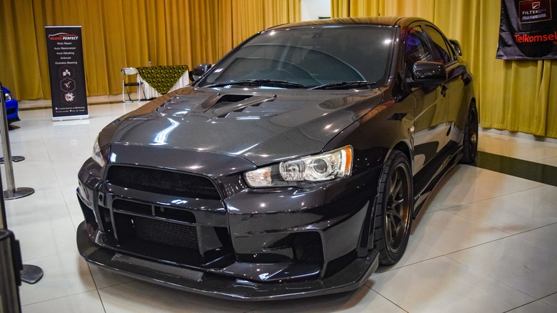 Grey Mitsubishi Lancer Evo X