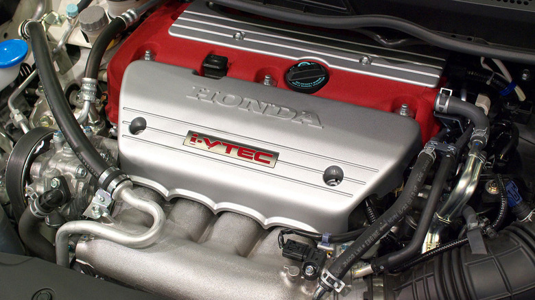 Red Honda K20A Engine