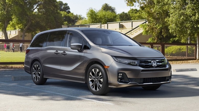 2025 Honda Odyssey minivan