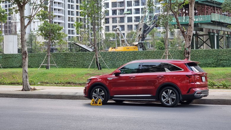 Kia Sorento in Vietnam