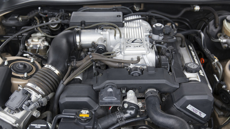 4.0L 1UZ-FE V8 engine in a Lexus SC400