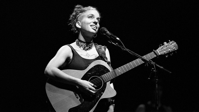 Ani DiFranco and Alvarez guitar