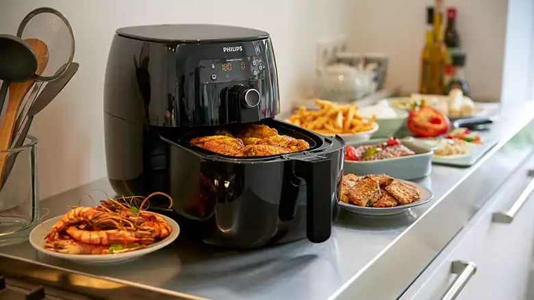 Phillips premium air fryer HD9741/96