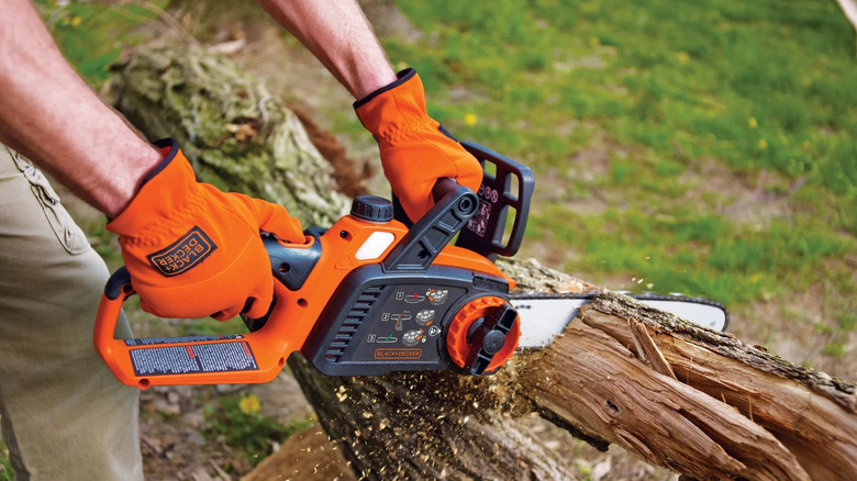 Black & Decker chainsaw