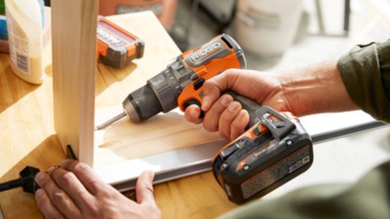 Drilling pocket hole into corner of shelf