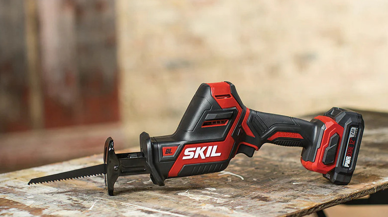 SKIL cordless reciprocating saw