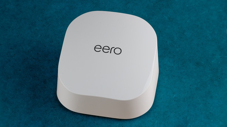 Amazon eero router on display