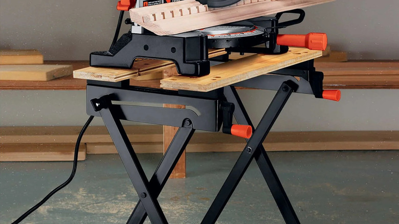 Black & Decker portable workbench