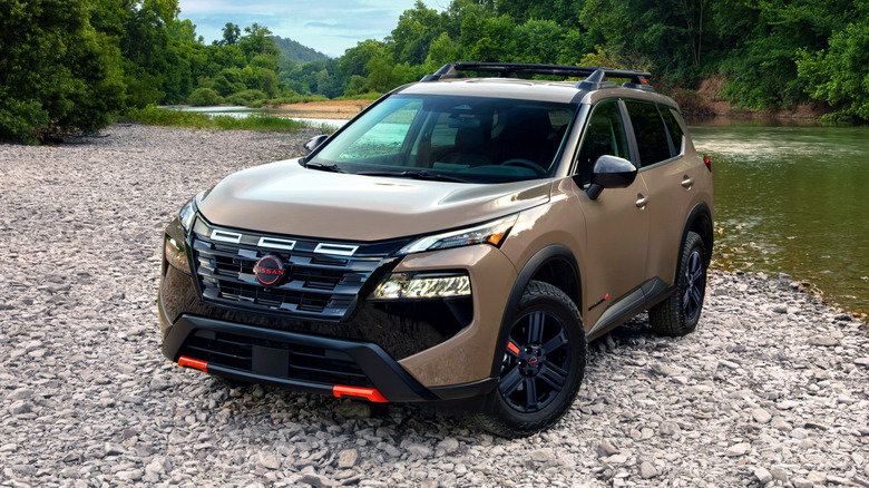 2025 Nissan Rogue Rock Creek