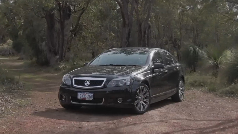 2016 Holden Caprice V luxury performance sedan front 3/4 view