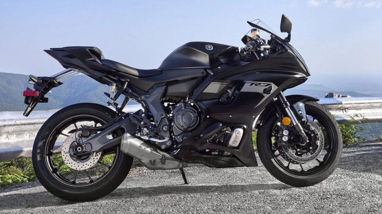 Black Yamaha YZF-R7 parked on asphalt