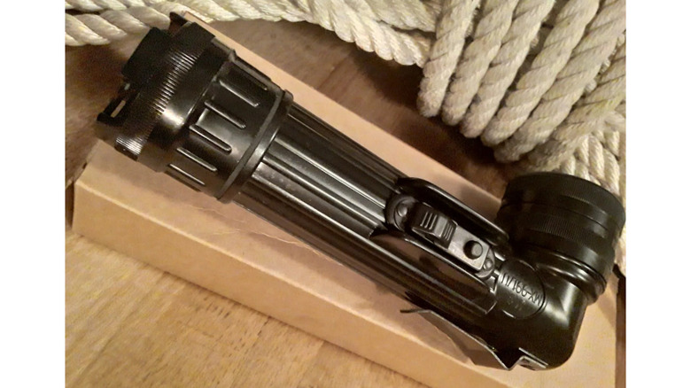 MX-991/U flashlight