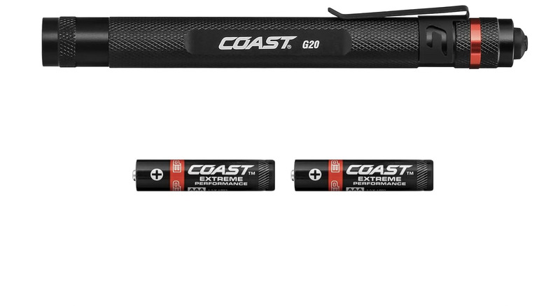 Coast G20 flashlight with batteries