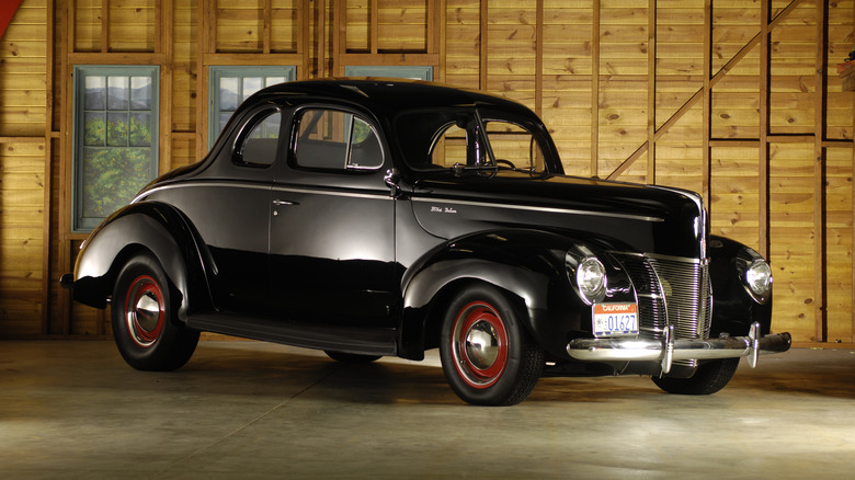 1940 Ford Deluxe indoors