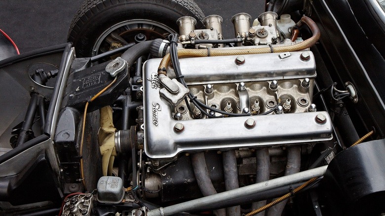 Alfa Romeo twin cam engine