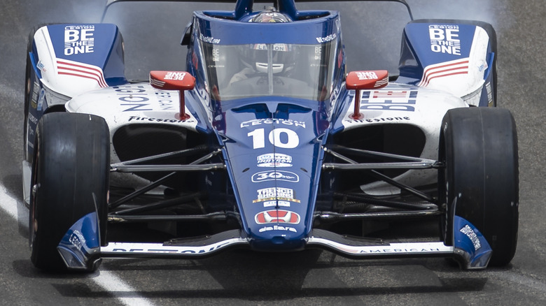 Alex Palou IndyCar driving on track