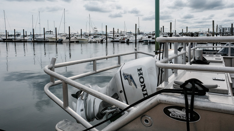 honda outboard motor engine boat