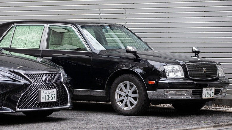 Toyota Century G50 V12