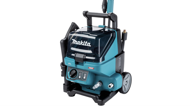 Makita's 40V Max XGT Pressure Washer