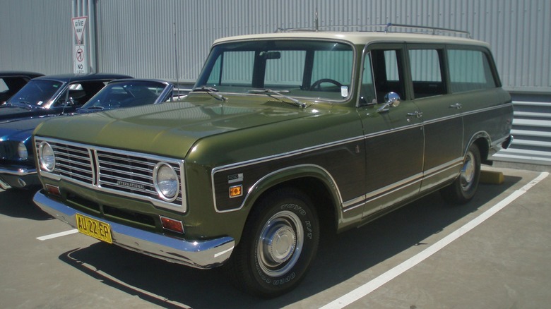 1973 green IH Travelall