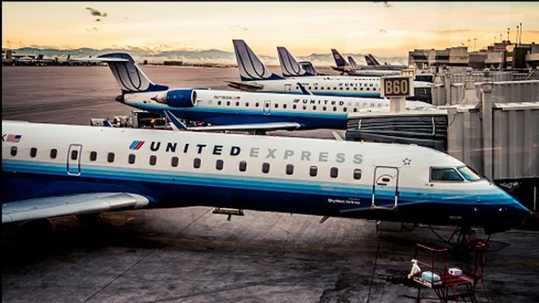 United Express CRJ fleet