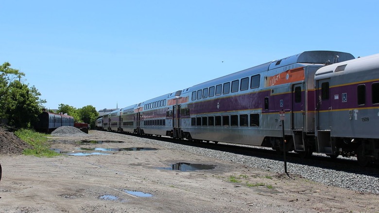 The CapeFLYER train on the tracks