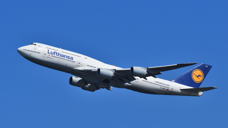 A Lufthansa Boeing 747-8