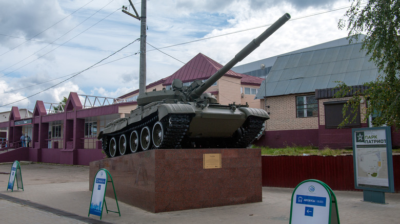 T-62 tank display on plinth