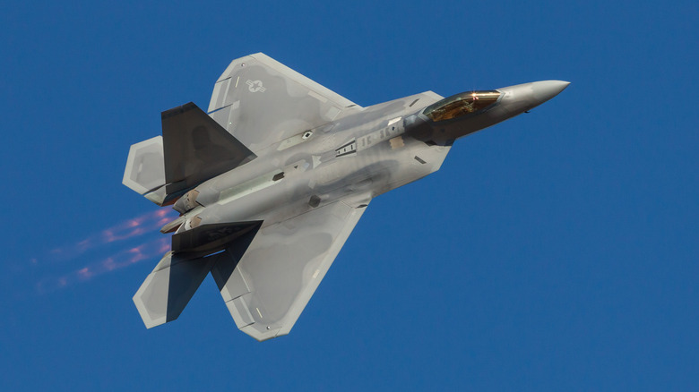F-22 with stealth technology