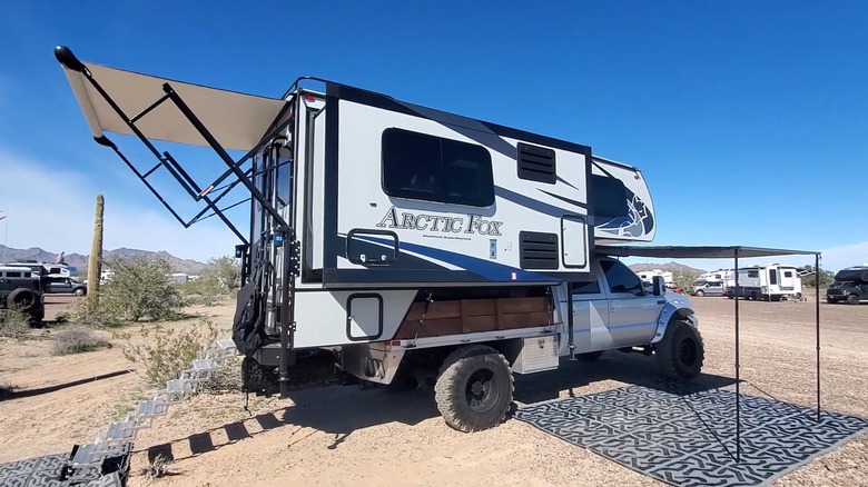 Ford F450 diesel with Arctic Fox camper