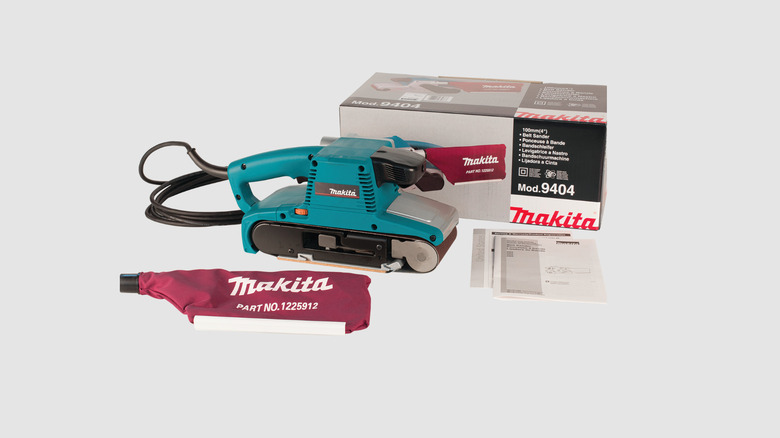 Makita's 9404 belt sander plus accessories