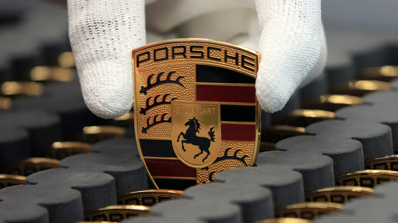 porsche badge