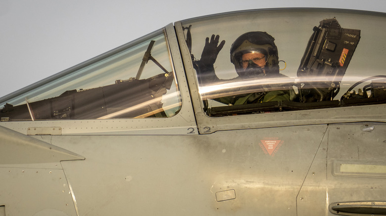 Eurofighter Typhoon pilot waving