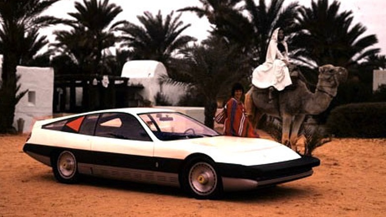 Pininfarina Ferrari Cr 25 in a desert