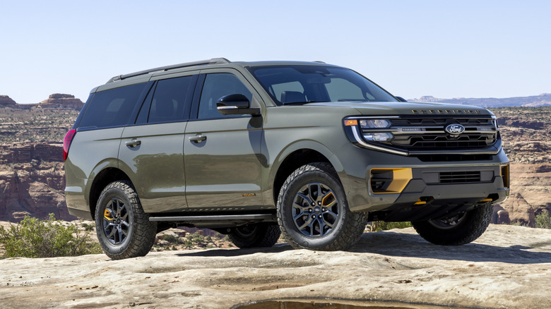 2025 Ford Expedition parked off road