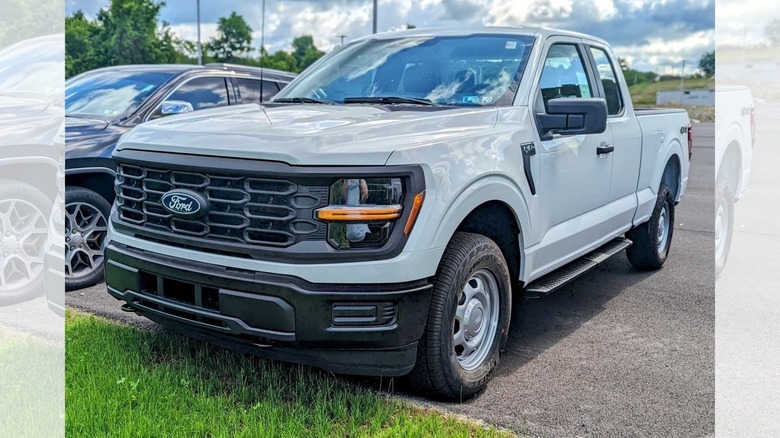 Ford F-150 XL SuperCab