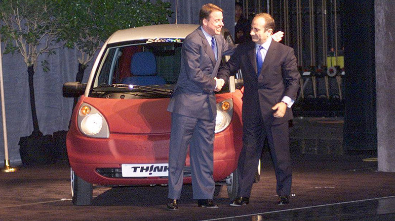 Ford executives present the Th!nk city car