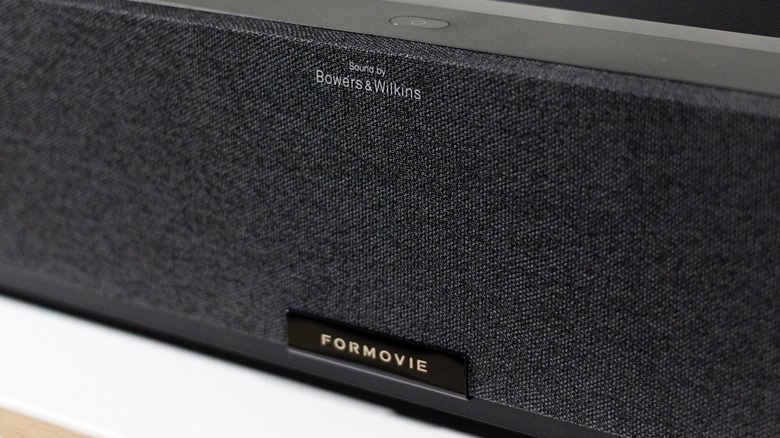 Formovie Theater Premium lens and power button