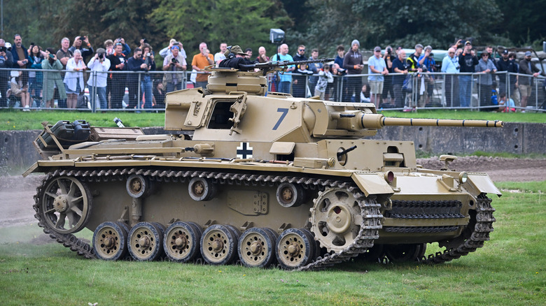 From Blitzkrieg To Stalemate: How Tanks Shaped The Course Of WW2 - Obul