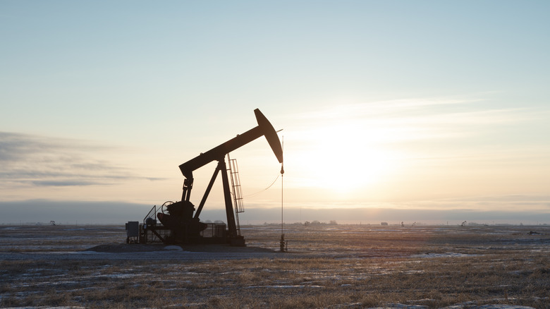 Oil pump against empty expanse