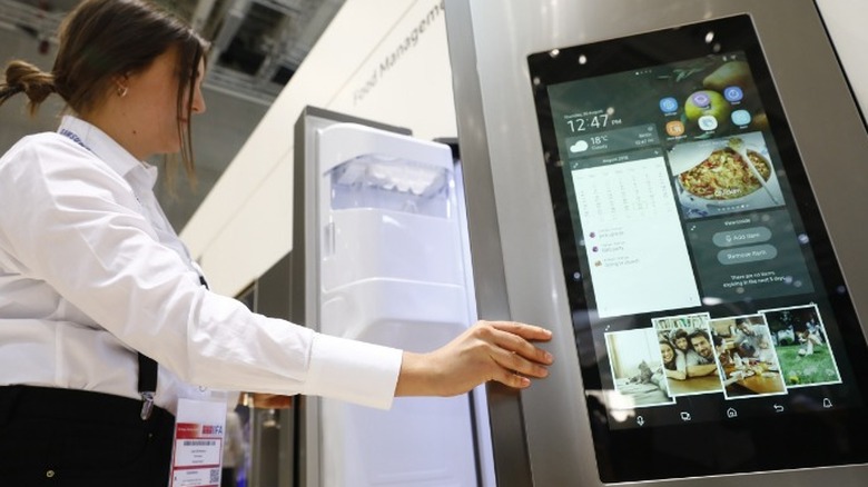 Smart Refrigerator